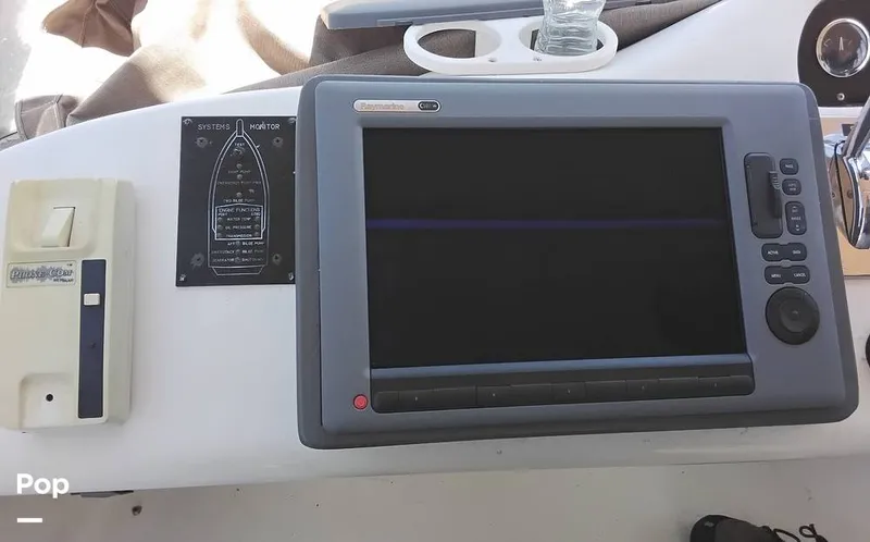 Slide: The Image of Sea Ray 400 Sedan Bridge 1998 - 15623459