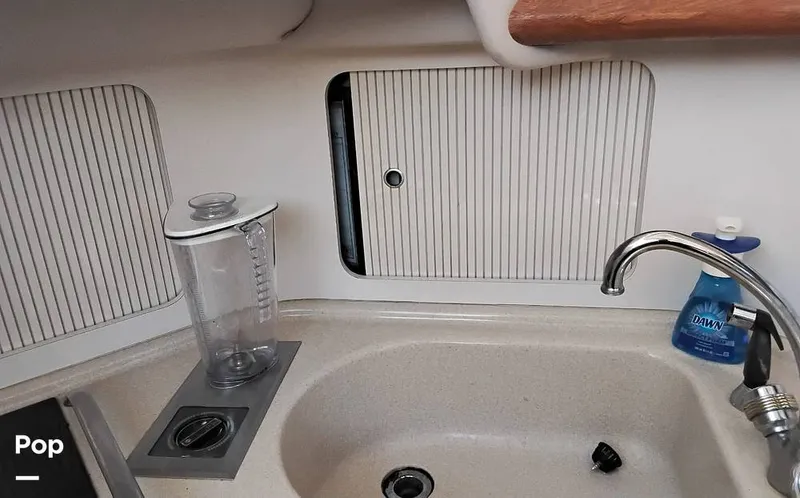 Slide: The Image of Sea Ray 400 Sedan Bridge 1998 - 15623497