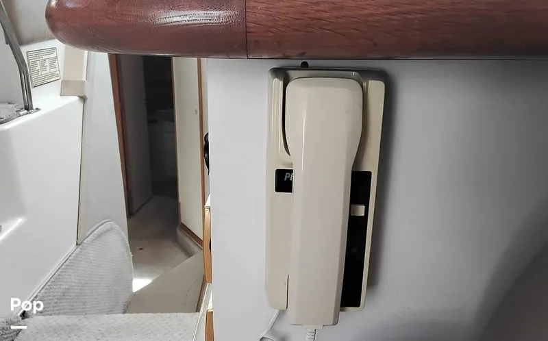 Slide: The Image of Sea Ray 400 Sedan Bridge 1998 - 15623487