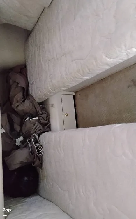 Slide: The Image of Sea Ray 400 Sedan Bridge 1998 - 15623509