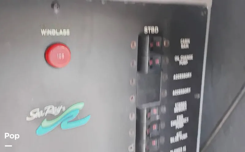 Slide: The Image of Sea Ray 400 Sedan Bridge 1998 - 15623484