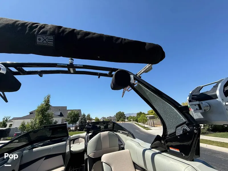 Slide: The Image of Centurion FI25 2022 - 15643684