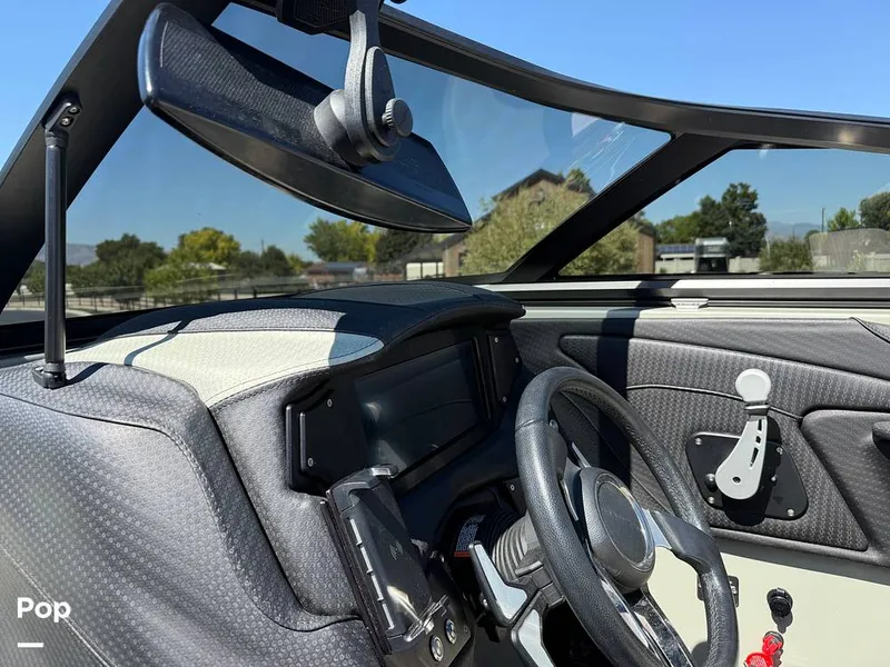 Slide: The Image of Centurion FI25 2022 - 15643701