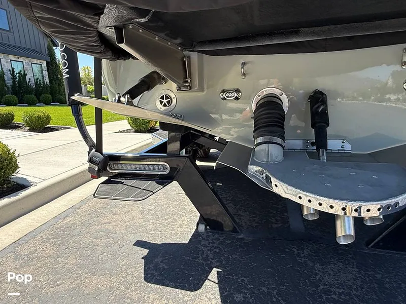 Slide: The Image of Centurion FI25 2022 - 15643976