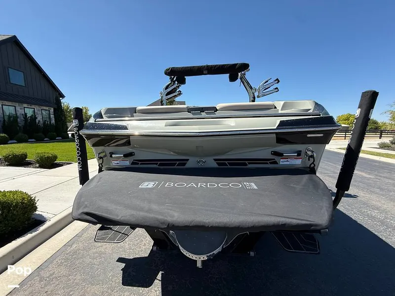 Slide: The Image of Centurion FI25 2022 - 15643981