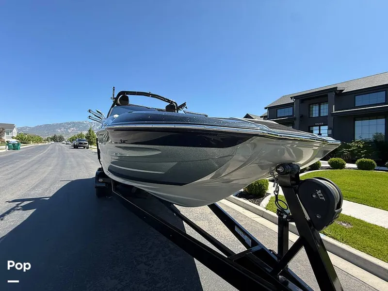 Slide: The Image of Centurion FI25 2022 - 15643991