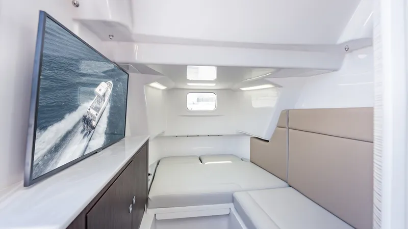 Slide: The Image of Everglades 375 Center Console 2026 - 21