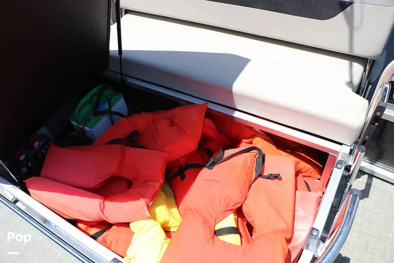 Slide: The Image of Princecraft Vectra 23 2023 - 15722950