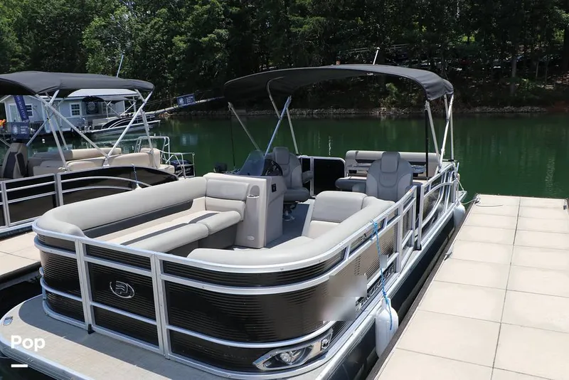 Slide: The Image of Princecraft Vectra 23 2023 - 15722938