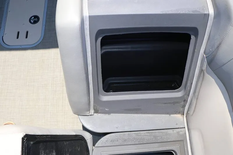 Slide: The Image of Princecraft Vectra 23 2023 - 15721733