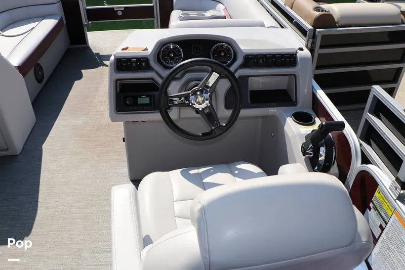 Slide: The Image of Godfrey 2286 2023 - 15873040