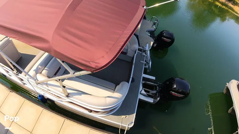 Slide: The Image of Godfrey 2286 2023 - 15873073