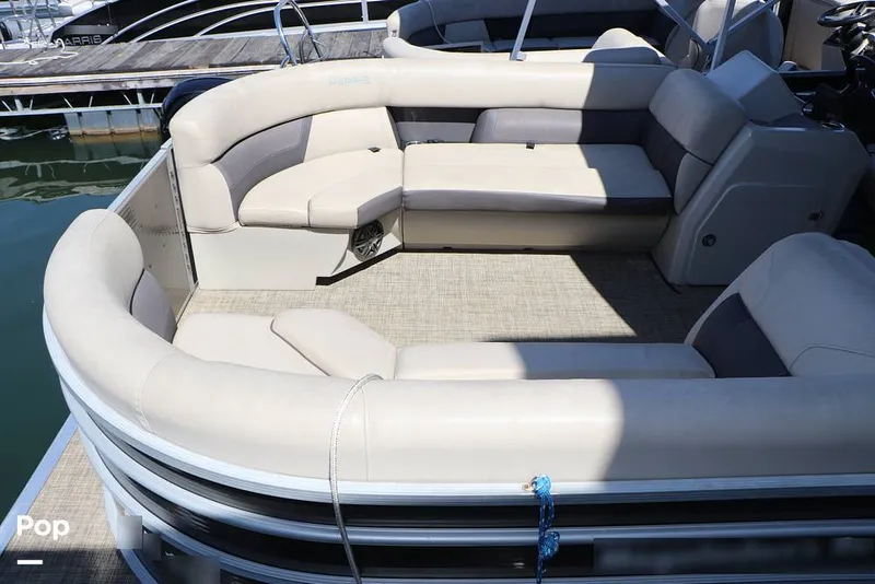 Slide: The Image of Harris 230 CR 2023 - 15841585