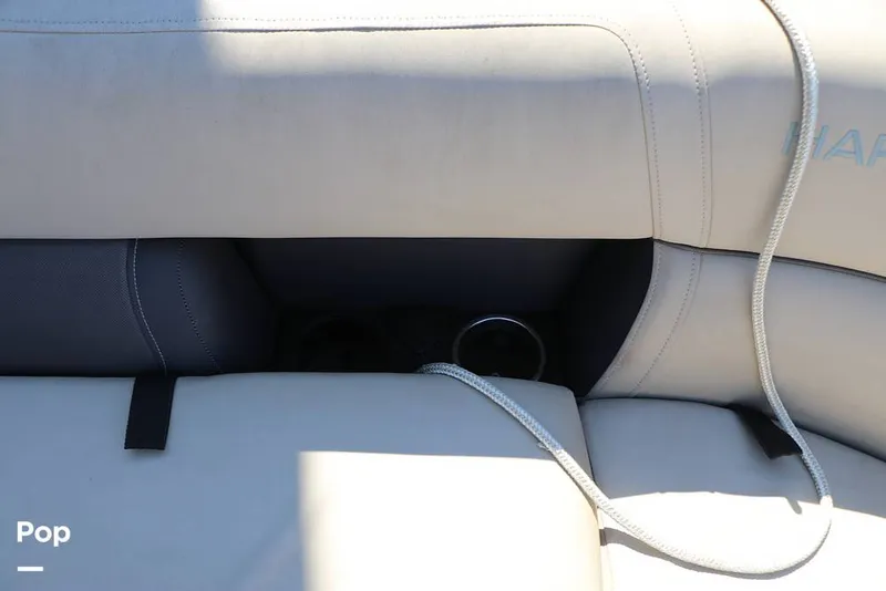 Slide: The Image of Harris 230 CR 2023 - 15841602