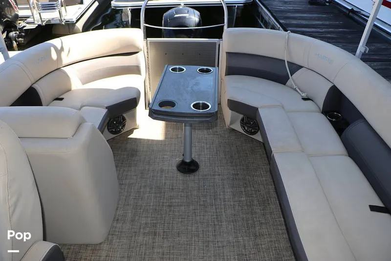 Slide: The Image of Harris 230 CR 2023 - 15841607