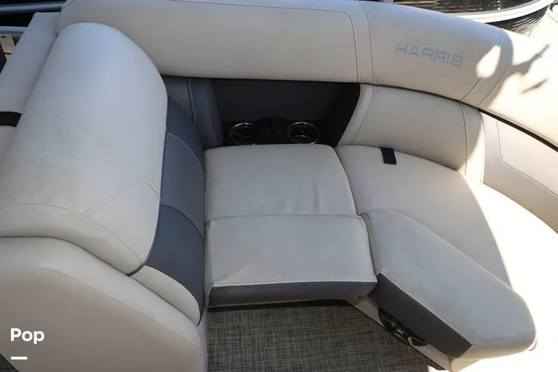 Slide: The Image of Harris 230 CR 2023 - 15841617