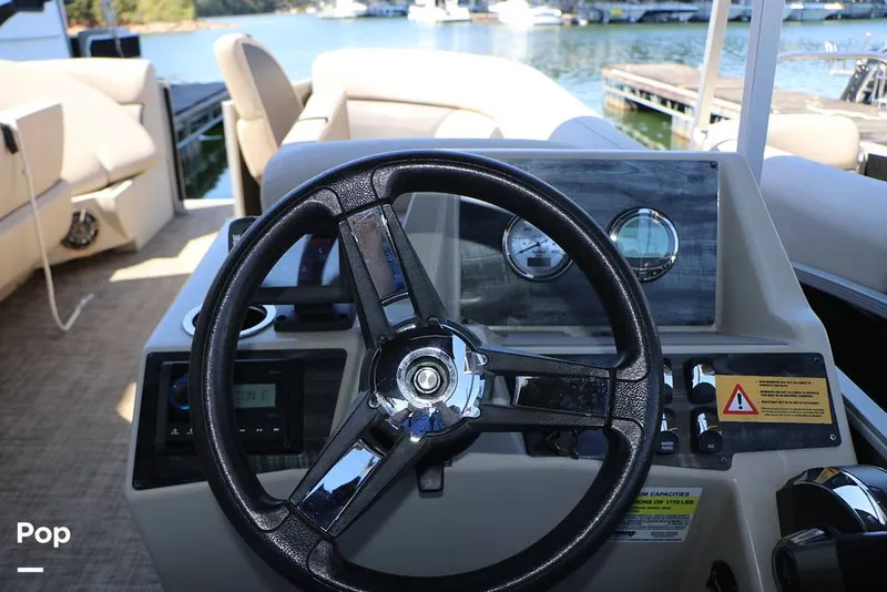 Slide: The Image of Harris 230 CR 2023 - 15841577