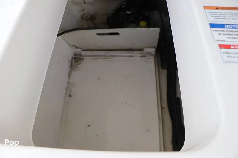 Slide: The Image of Sea Ray SPX 230 2024 - 16804305