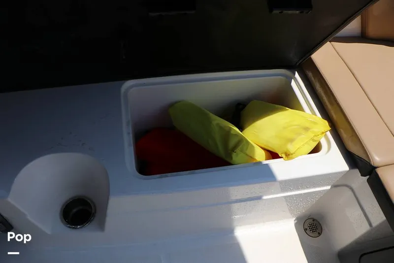 Slide: The Image of Sea Ray SPX 230 2024 - 15721448