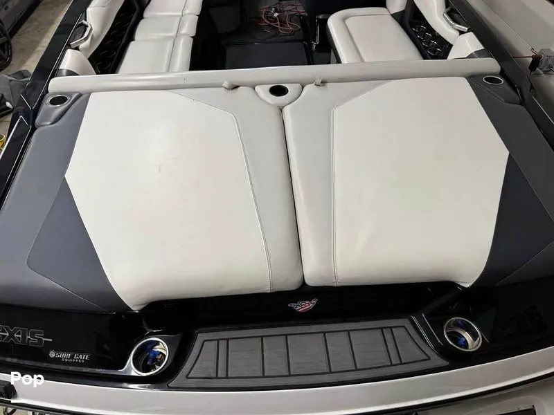 Slide: The Image of Axis T22 2017 - 15628941