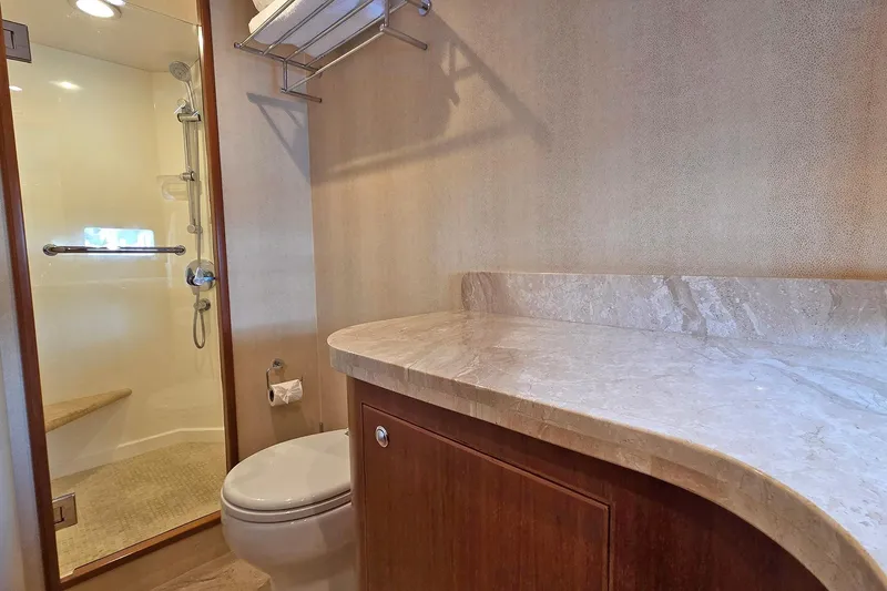 Slide: The Image of Outer Reef 720 Motoryacht 2020 - 26