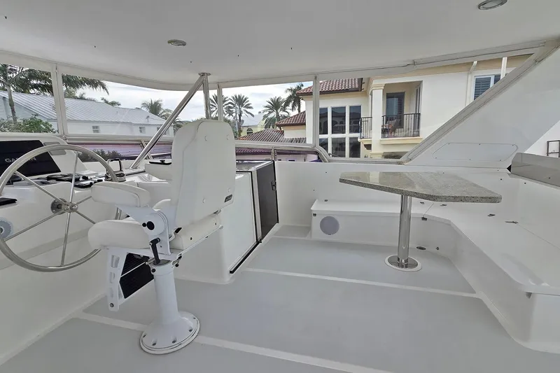 Slide: The Image of Outer Reef 720 Motoryacht 2020 - 39