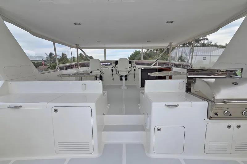 Slide: The Image of Outer Reef 720 Motoryacht 2020 - 41