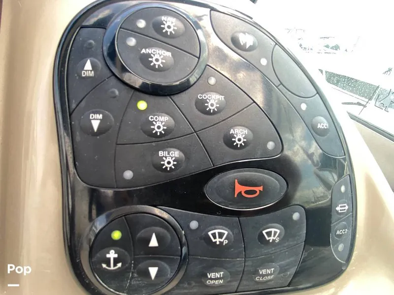 Slide: The Image of Sea Ray 300 Sundancer 2005 - 15672602