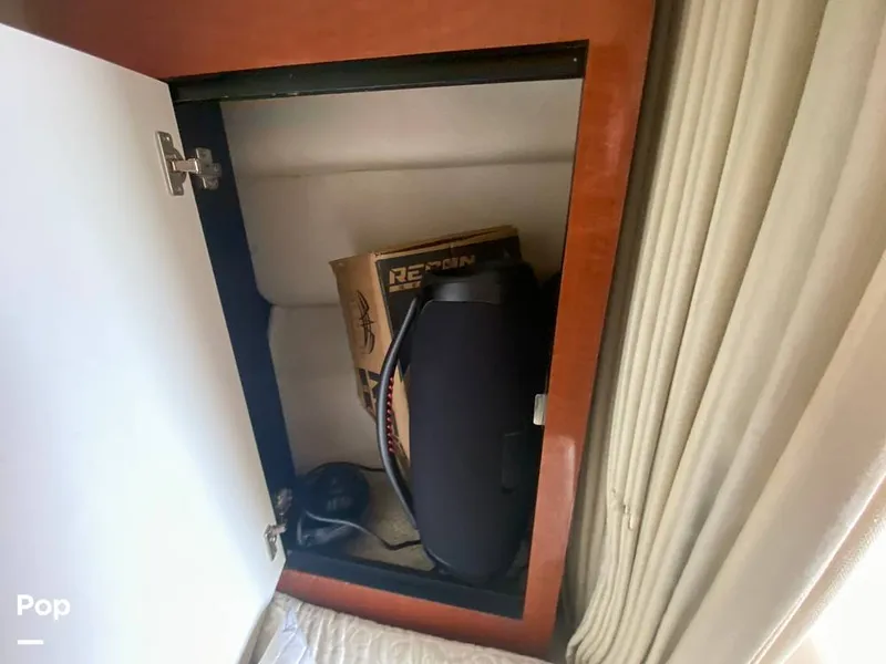 Slide: The Image of Sea Ray 300 Sundancer 2005 - 15672622