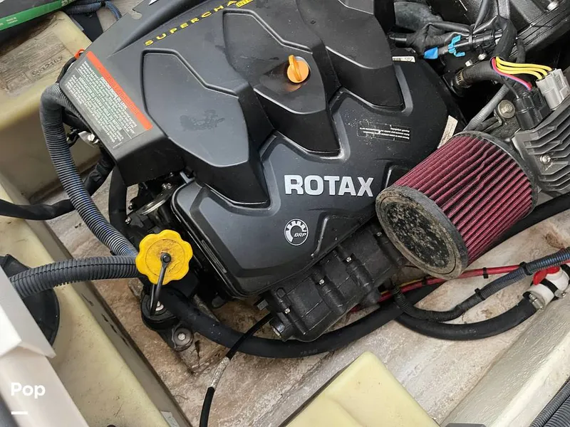 Slide: The Image of Rotax Powerplant - 15648568