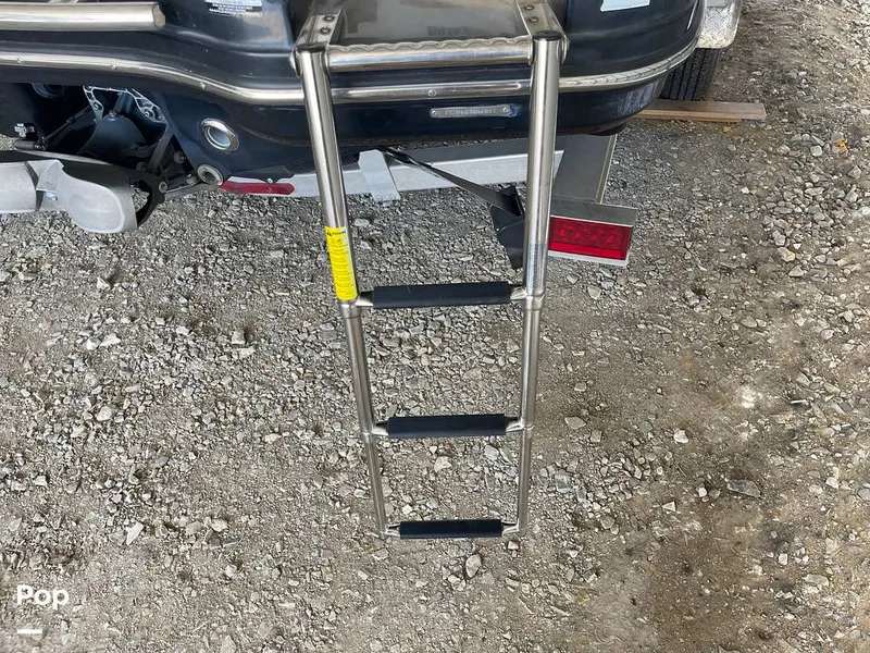 Slide: The Image of Swim Ladder ( Stern ) - 15649084