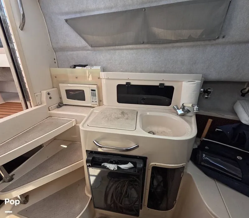 Slide: The Image of Grady-White Marlin 300 1996 - 15645409