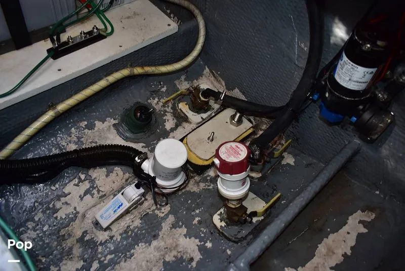 Slide: The Image of Grady-White Marlin 300 1996 - 15645484