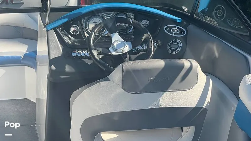 Slide: The Image of Tige R20 2013 - 15649181