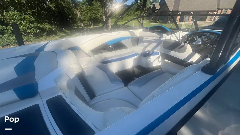 Slide: The Image of Tige R20 2013 - 15649173