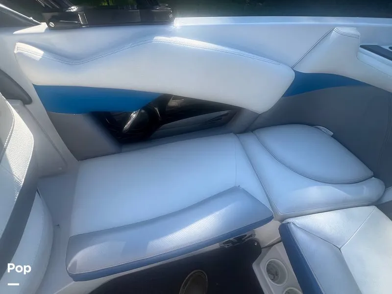 Slide: The Image of Tige R20 2013 - 15649194