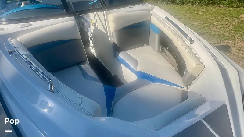 Slide: The Image of Tige R20 2013 - 15649171