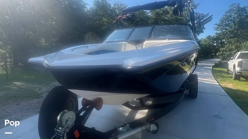 Slide: The Image of Tige R20 2013 - 15649152