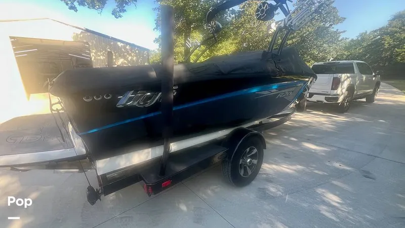 Slide: The Image of Tige R20 2013 - 15649156