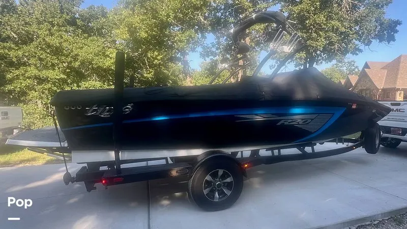 Slide: The Image of Tige R20 2013 - 15649157