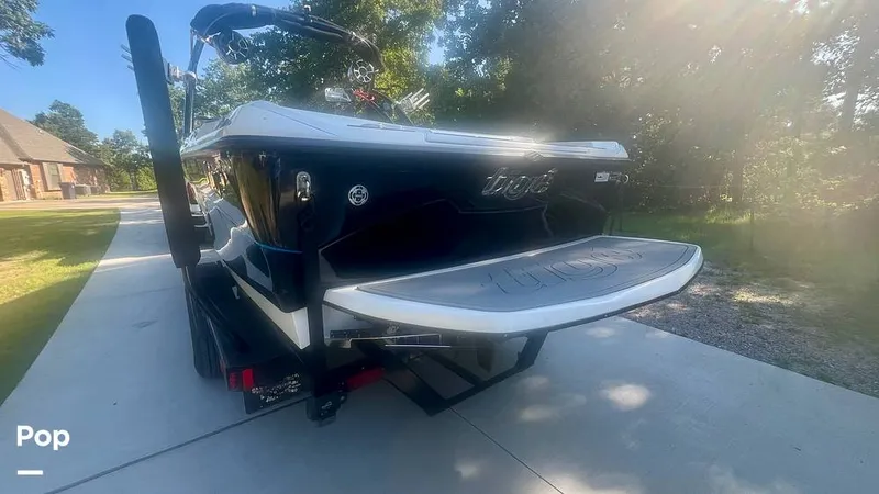 Slide: The Image of Tige R20 2013 - 15649160