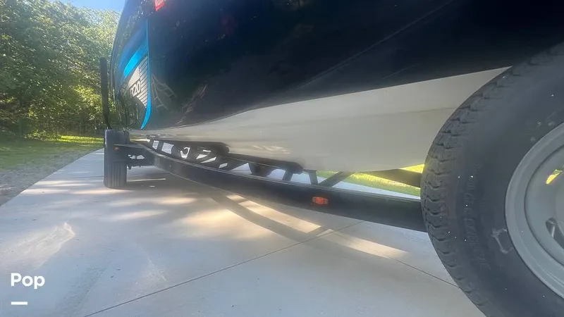 Slide: The Image of Tige R20 2013 - 15649201