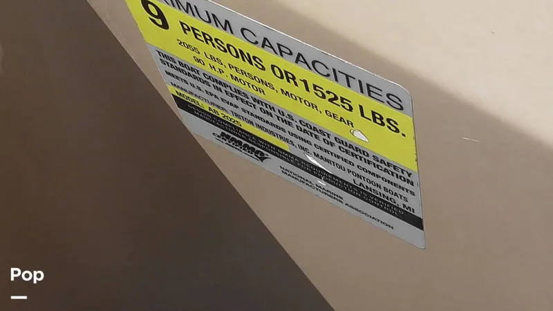 Slide: The Image of Manitou 20 Aurora LE 2019 - 15665210