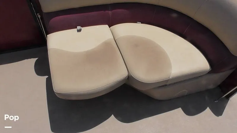 Slide: The Image of Manitou 20 Aurora LE 2019 - 15665227