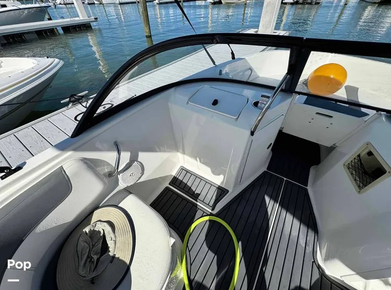 Slide: The Image of Bayliner Element E21 2021 - 15650541