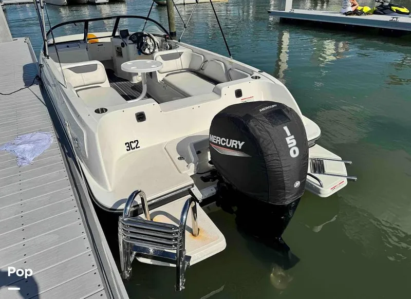 Slide: The Image of Bayliner Element E21 2021 - 15650552