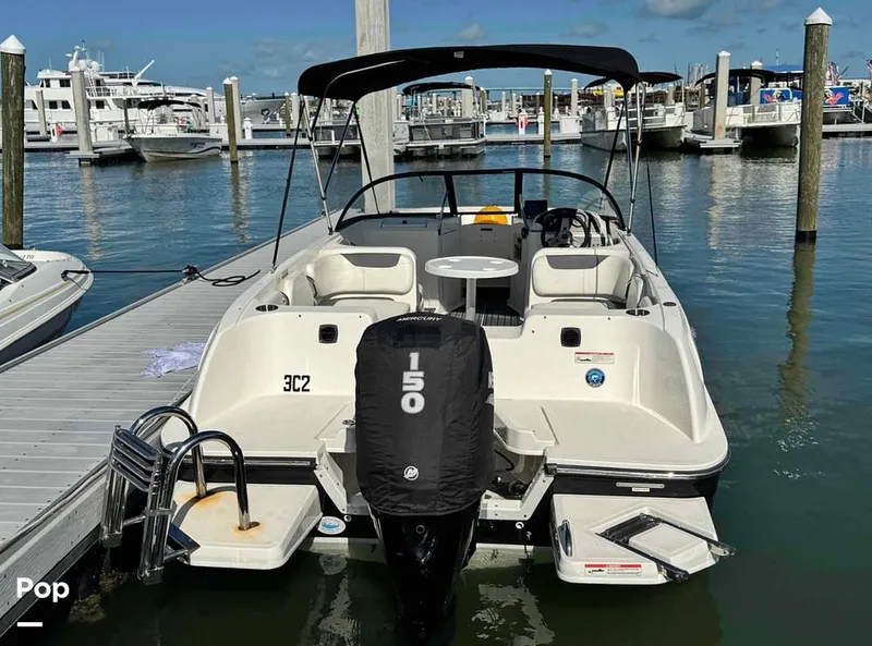 Slide: The Image of Bayliner Element E21 2021 - 15650555