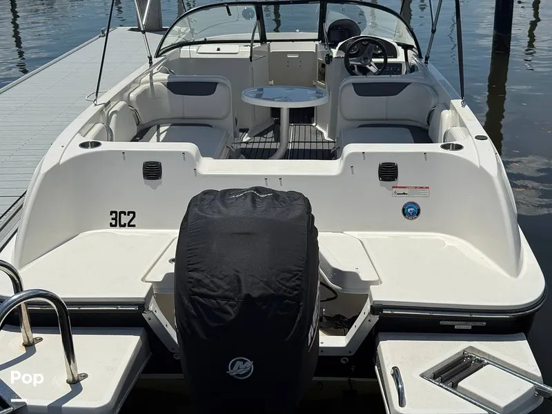 Slide: The Image of Bayliner Element E21 2021 - 15685674