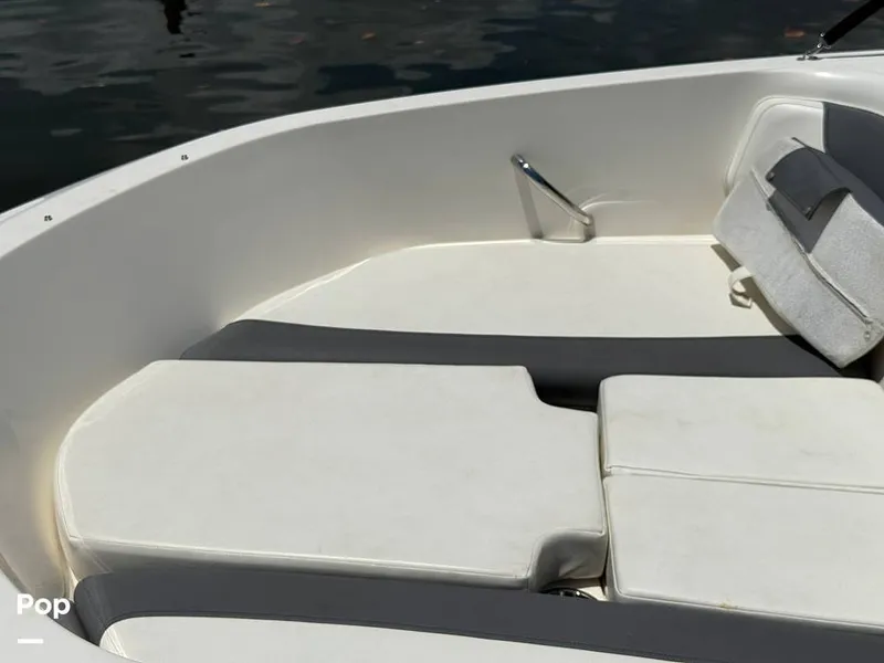 Slide: The Image of Bayliner Element E21 2021 - 15685702