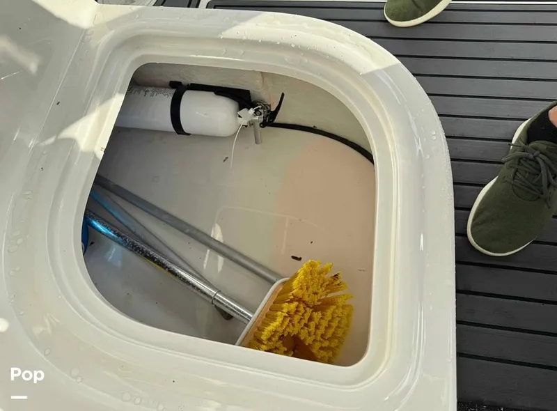 Slide: The Image of Bayliner Element E21 2021 - 15650525